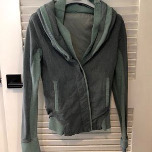 Lululemon sweatshirt